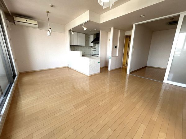 フォレストビュータワー鹿田町弐番館 リビング フォレストビュータワー鹿田町弐番館 リビング