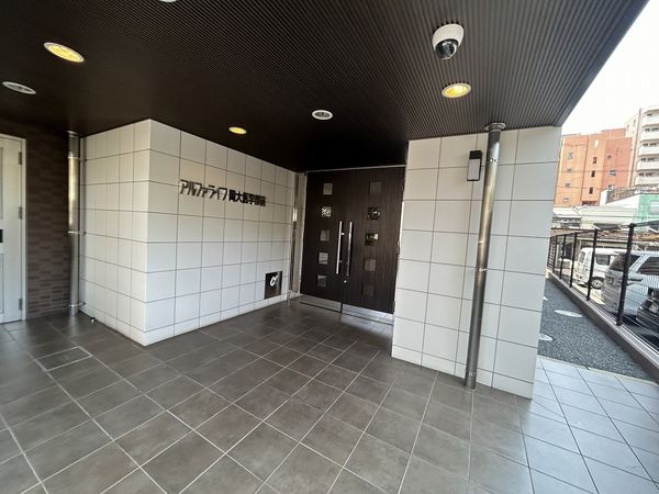 アルファライフ岡大医学部前 エントランス アルファライフ岡大医学部前 エントランス