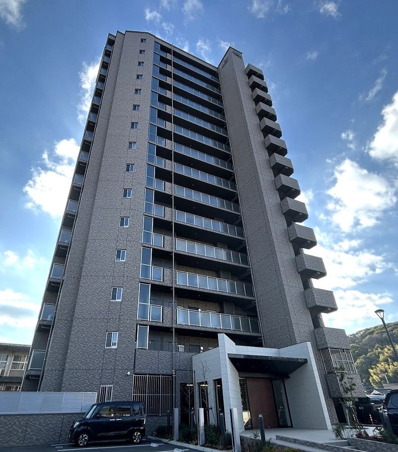 ロイヤルガーデン京山 外観写真 ロイヤルガーデン京山 外観写真