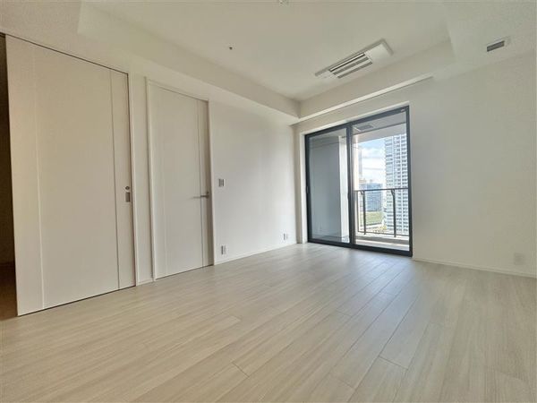 WORLD TOWER RESIDENCE リビングダイニング10帖 WORLD TOWER RESIDENCE リビングダイニング10帖