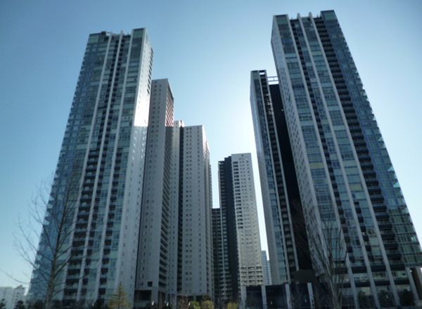 ワールドシティタワーズ ブリーズタワー 建物外観 ワールドシティタワーズ ブリーズタワー 建物外観