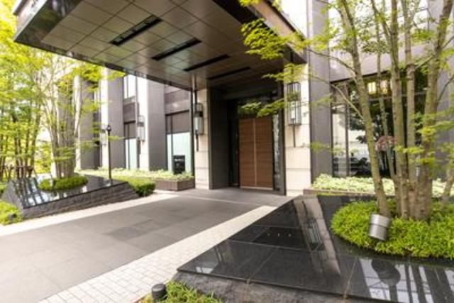 GLOBAL FRONT TOWER エントランス GLOBAL FRONT TOWER エントランス