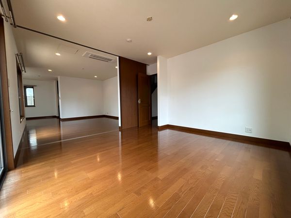 シャーメゾン平田北町 リビングダイニング(西側引戸あり) シャーメゾン平田北町 リビングダイニング(西側引戸あり)