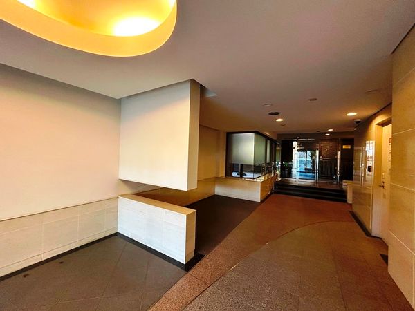 パーク・ハイム甲子園口二見町 ロビー パーク・ハイム甲子園口二見町 ロビー