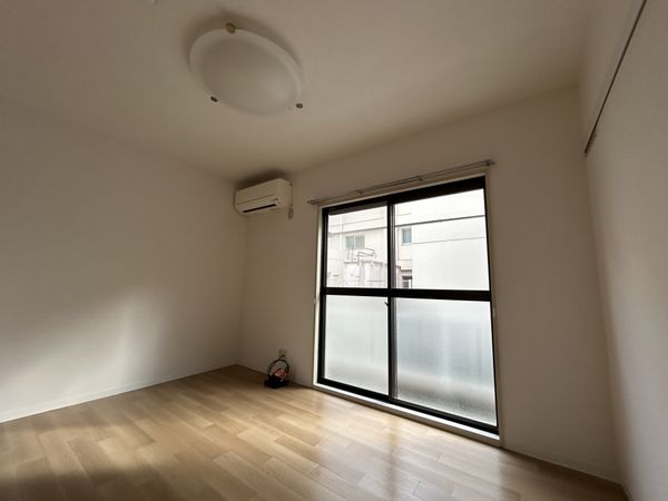 フラッツ西宮 リビング/居室 フラッツ西宮 リビング/居室