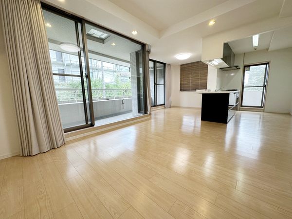 グランクール河原町二条 リビング グランクール河原町二条 リビング