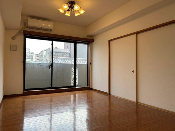 コスモシティ三条西洞院 リビング・居室 コスモシティ三条西洞院 リビング・居室