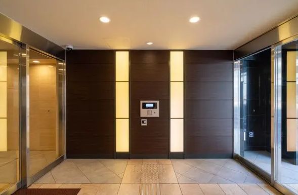 ブランズ京都河原町レジデンス エントランス ブランズ京都河原町レジデンス エントランス