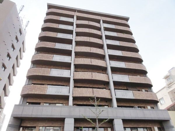 ルイシャトレ二条城 建物外観 ルイシャトレ二条城 建物外観