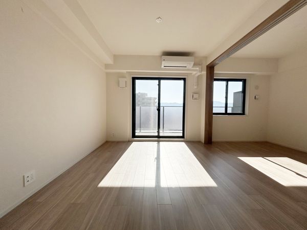 ジェイグラン京都西大路 リビング/居室 ジェイグラン京都西大路 リビング/居室