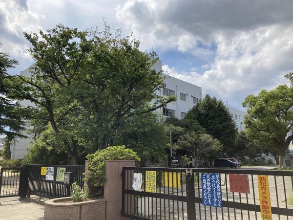 パークハウスプレシア 船橋市立湊町小学校(約450m) パークハウスプレシア 船橋市立湊町小学校(約450m)