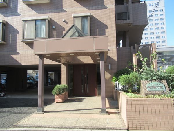 ベルメゾン船橋本町 エントランス ベルメゾン船橋本町 エントランス