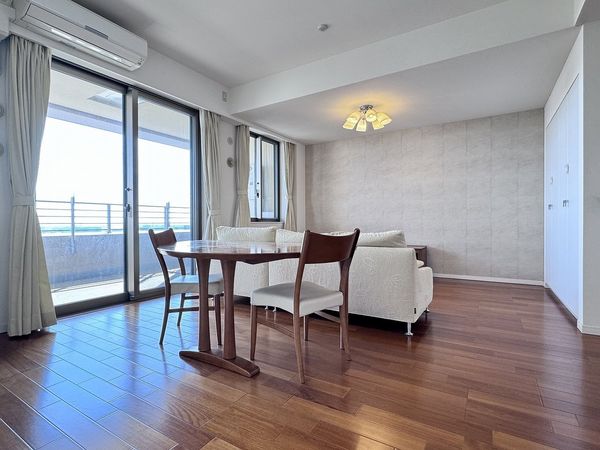 パークシティ柏の葉キャンパス一番街E棟 LD 約15.5帖 ダイニングテーブル、ソファは撤去 パークシティ柏の葉キャンパス一番街E棟 LD 約15.5帖 ダイニングテーブル、ソファは撤去