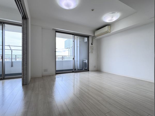 アデニウム ザ・ガーデンテラス リビングダイニング 約10.1帖 照明器具は性能保証除外 アデニウム ザ・ガーデンテラス リビングダイニング 約10.1帖 照明器具は性能保証除外