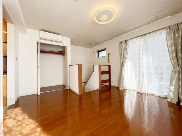 UK Rond LD:約10.2帖 UK Rond LD:約10.2帖
