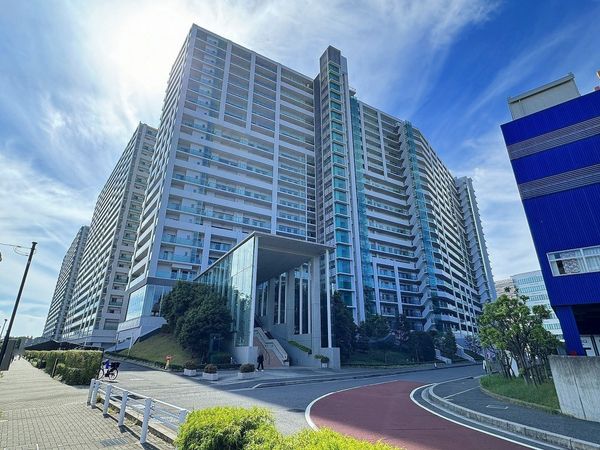 ワンダーベイシティSAZANフロントウィング 外観 ワンダーベイシティSAZANフロントウィング 外観
