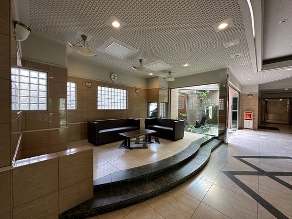 ライオンズマンション金山ニューシティ ロビー ライオンズマンション金山ニューシティ ロビー