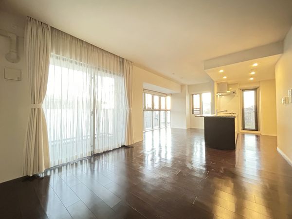 パークコート松栄町 リビング/居室 パークコート松栄町 リビング/居室