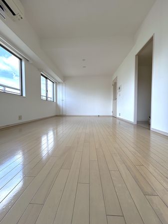 川口パークタワー リビングダイニング約12帖 川口パークタワー リビングダイニング約12帖