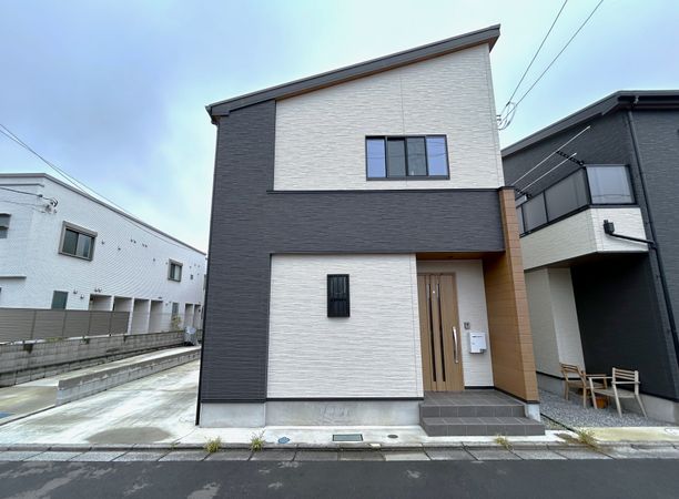 フリーゼ武蔵浦和【戸建】 建物外観 フリーゼ武蔵浦和【戸建】 建物外観