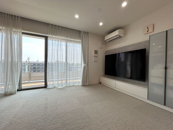 HARUMI FLAG PARK VILLAGE B棟 リビングダイニング※家具・調度品は含まれません。 HARUMI FLAG PARK VILLAGE B棟 リビングダイニング※家具・調度品は含まれません。
