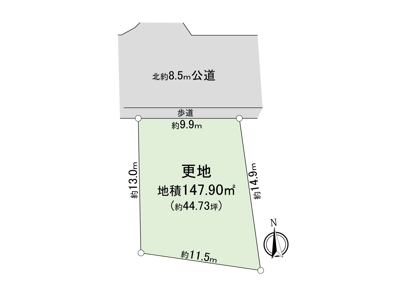 在正面宽度约9.9m，北侧公路大约8.5M接道。