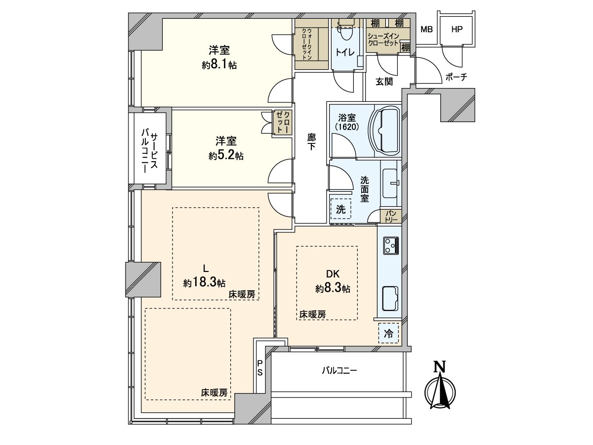 A Southwest Orientation dwelling unit having good view per positive. It is very wide with LDK about 26.6 quires. There is about 2,750mm in the studding of the living and is the room where an open feeling is felt.