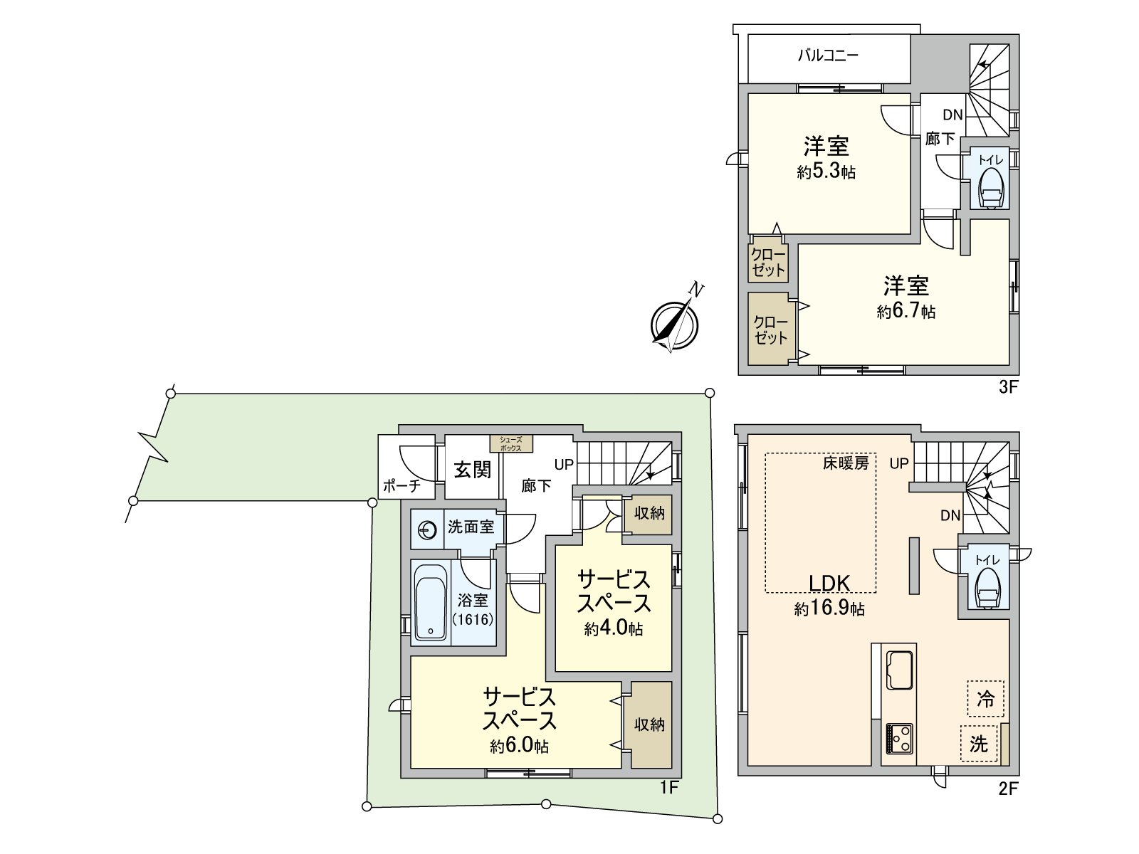 2nd floor living to be able to spend time is adopted without minding the eyes from a front road. Storing or the study are multipurpose, and the service space of the 1st is usable. The two directions are provided with a window, and each Western-style room of the 3rd floor has good ventilation.