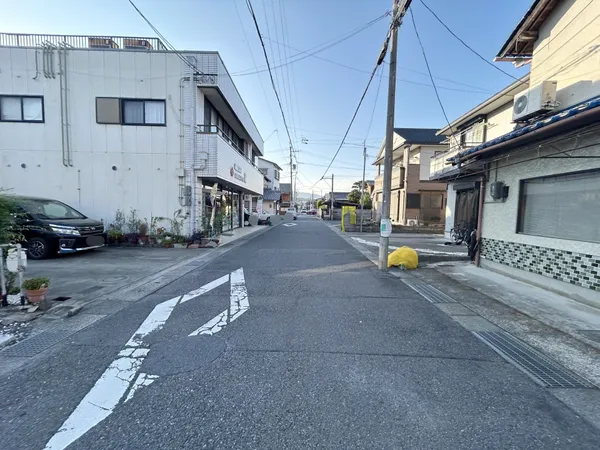 南西側前面道路幅員：約6.3ｍ