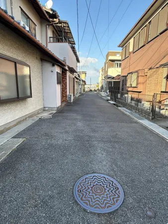 南東側前面道路幅員：約4.6ｍ