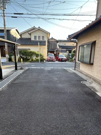 南東側前面道路幅員：約4.6ｍ