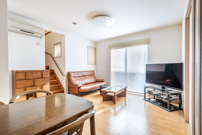 大津市下阪本5丁目 リビング