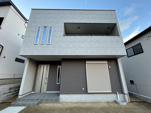 南郷上山町 7号棟 外観 南郷上山町 7号棟 外観