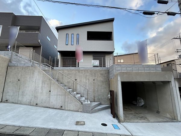 南郷上山町 10号棟 外観 南郷上山町 10号棟 外観