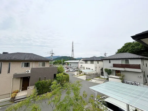 南東側バルコニーより南東側眺望