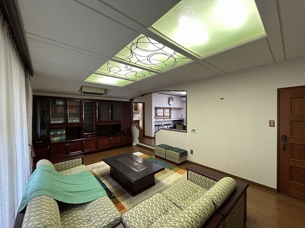 大津市滋賀里2丁目 リビング 大津市滋賀里2丁目 リビング