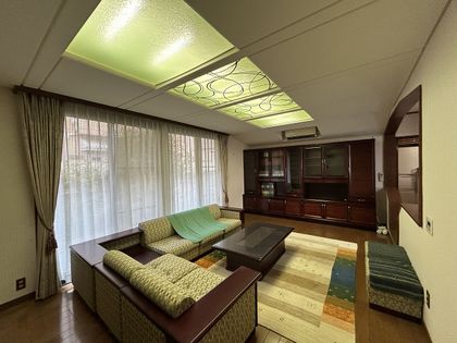 大津市滋賀里2丁目 リビング