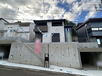 南郷上山町 1号棟 外観