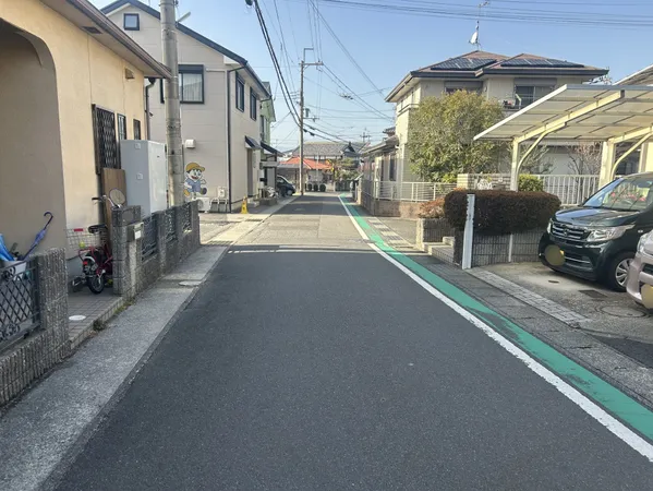 南西側前面道路