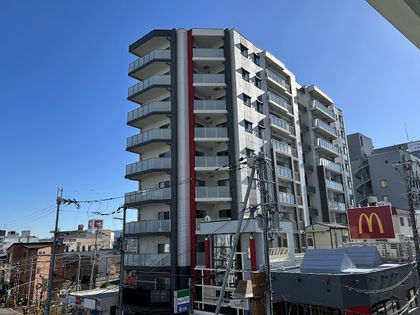フェミネンス大津石山駅前 外観