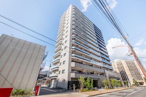 シャリエ大津中央スクエアクロス 外観