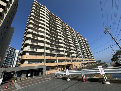 ルネ大津皇子が丘ロイヤルビュー 外観