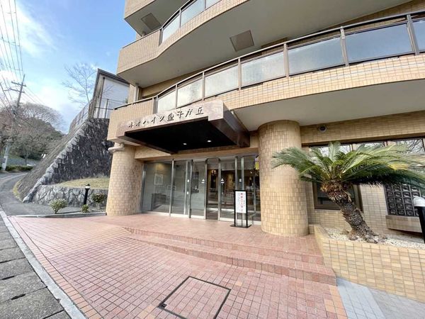 ネオハイツ皇子が丘 エントランス エントランス