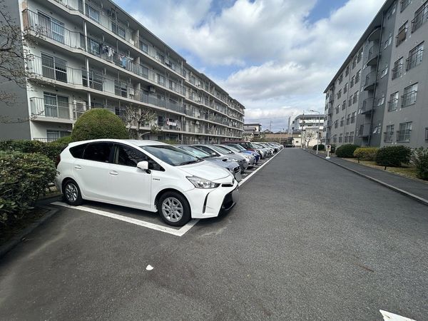 膳所ハイツ 6号棟 駐車場 膳所ハイツ 6号棟 駐車場