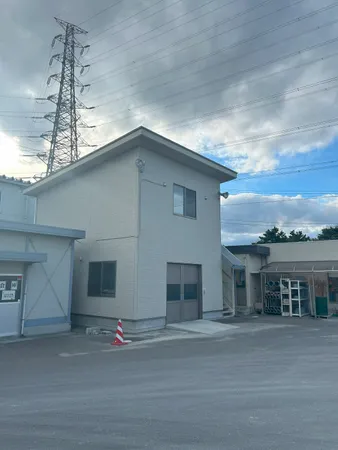 現在は、事務所・工場で使用
