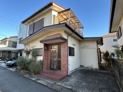 座間市ひばりが丘2丁目 古家付き土地 前面道路含む外観