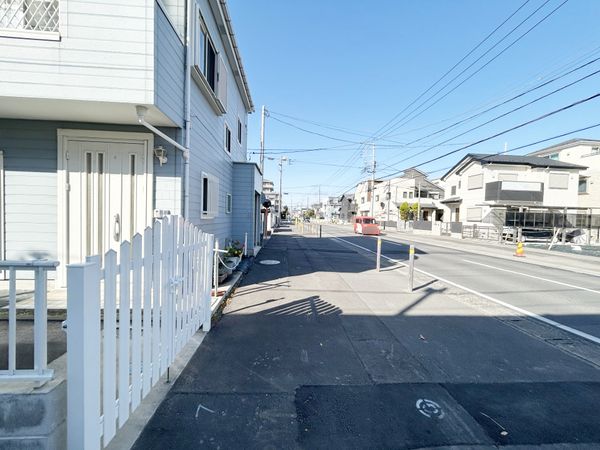 大和市南林間5丁目 土地 前面道路含む外観 大和市南林間5丁目 土地 前面道路含む外観
