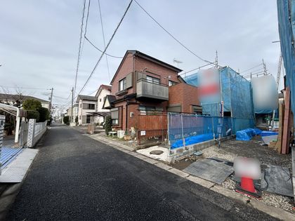 西鶴間2丁目 新築戸建 1号棟 前面道路含む外観