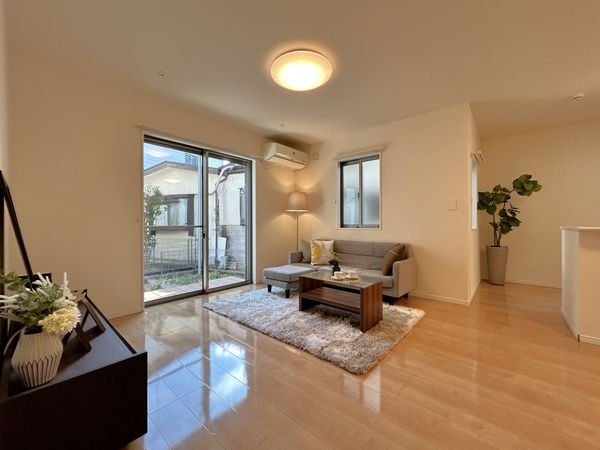 大和市林間1丁目 戸建 リビング 大和市林間1丁目 戸建 リビング