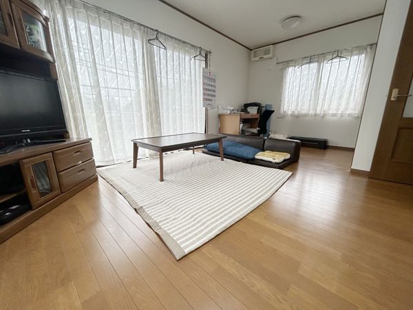 大和市草柳1丁目 戸建 リビング リビング